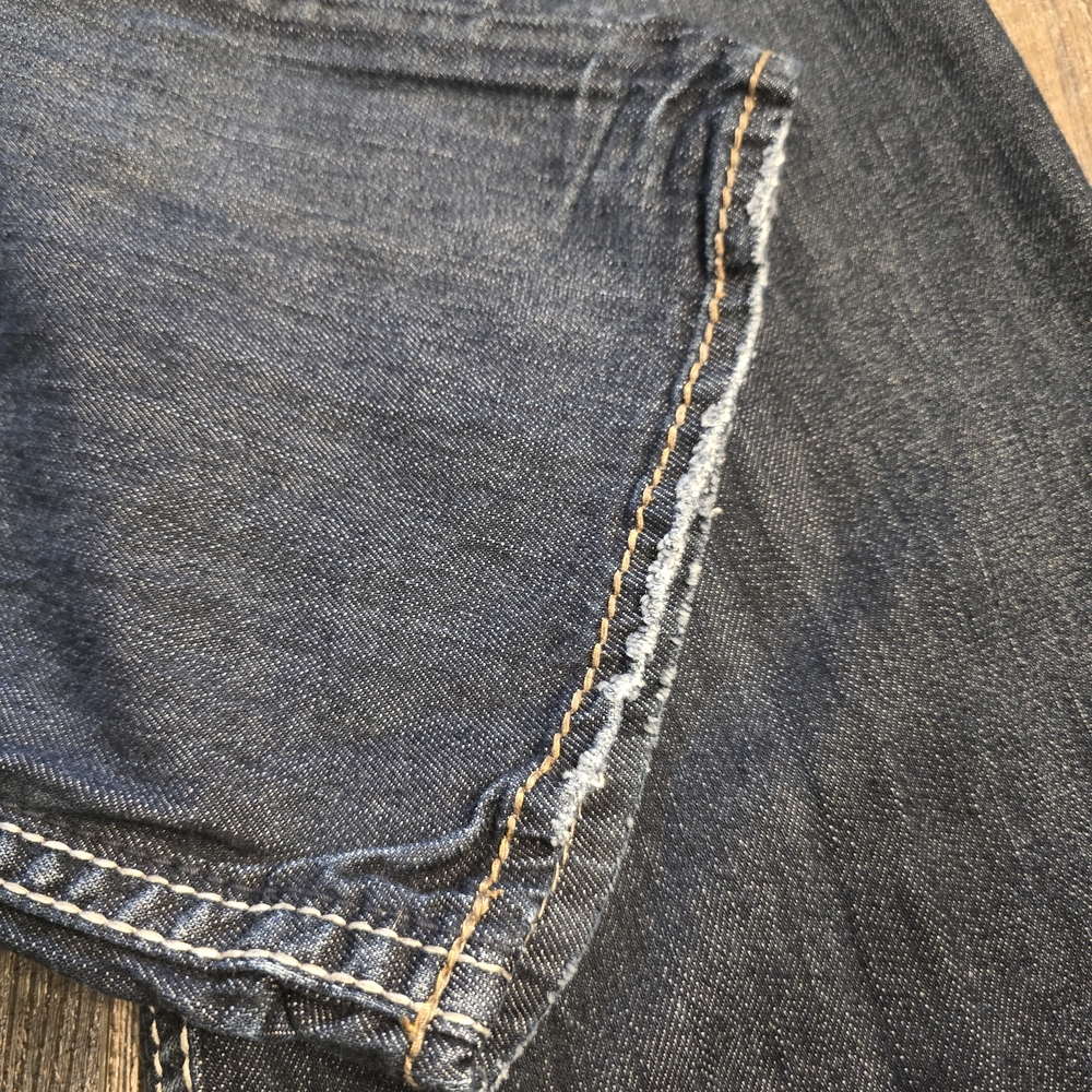 Silver Jeans- ZAC Style - Picture 8 of 8